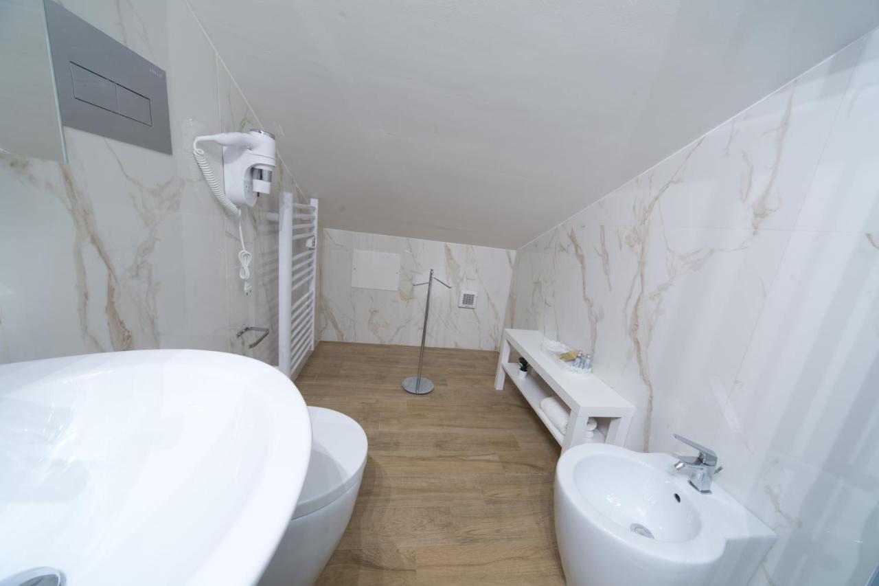 Slow Chic Apartment Beb Policlinico Messina Dış mekan fotoğraf