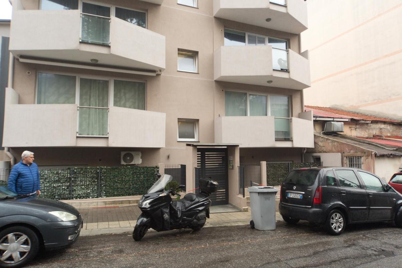 Slow Chic Apartment Beb Policlinico Messina Dış mekan fotoğraf
