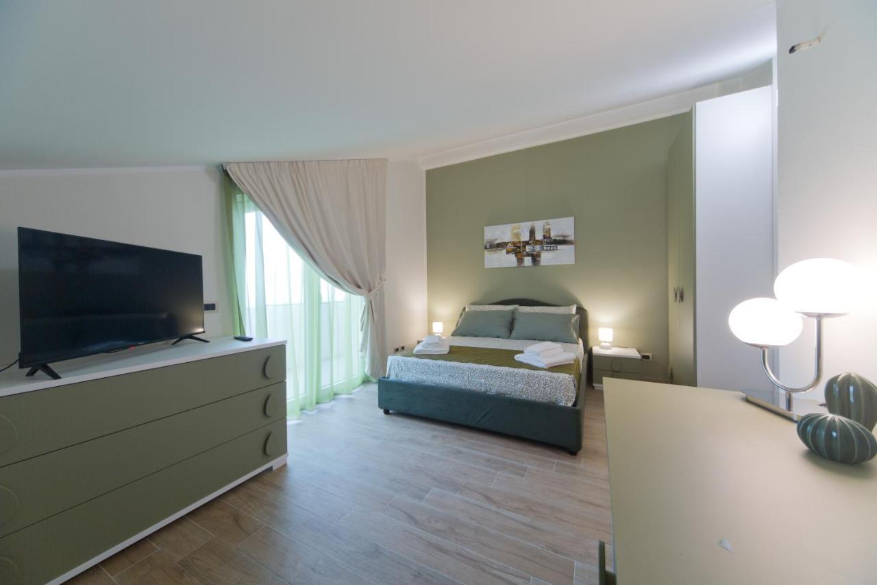 Slow Chic Apartment Beb Policlinico Messina Dış mekan fotoğraf