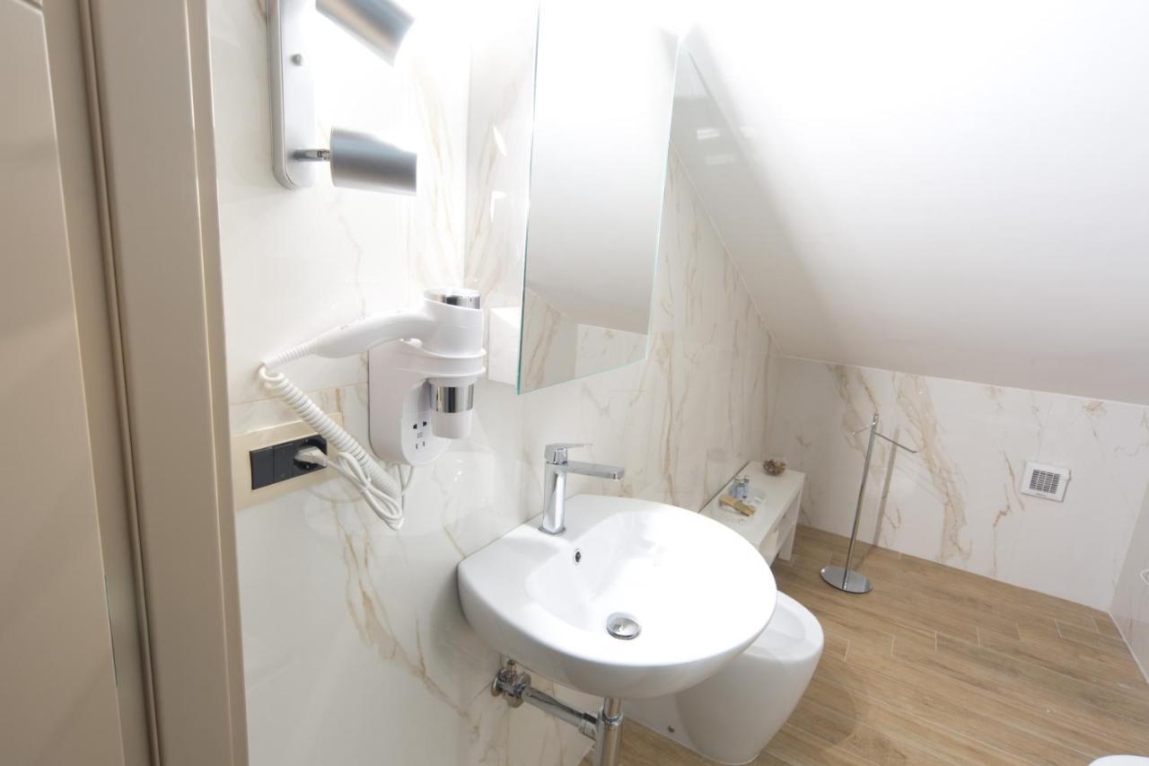 Slow Chic Apartment Beb Policlinico Messina Dış mekan fotoğraf