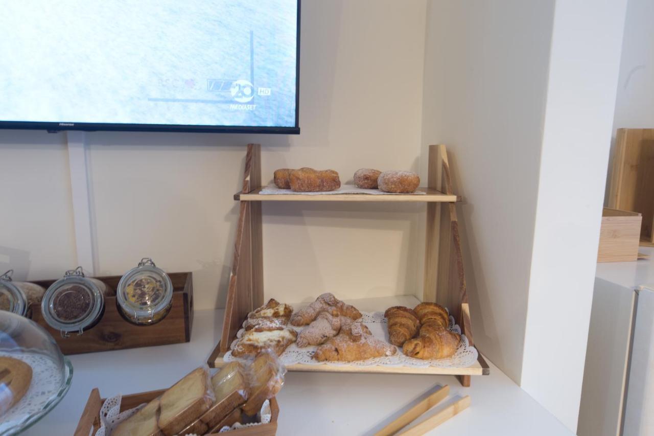 Slow Chic Apartment Beb Policlinico Messina Dış mekan fotoğraf