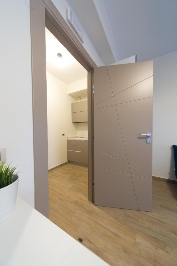 Slow Chic Apartment Beb Policlinico Messina Dış mekan fotoğraf