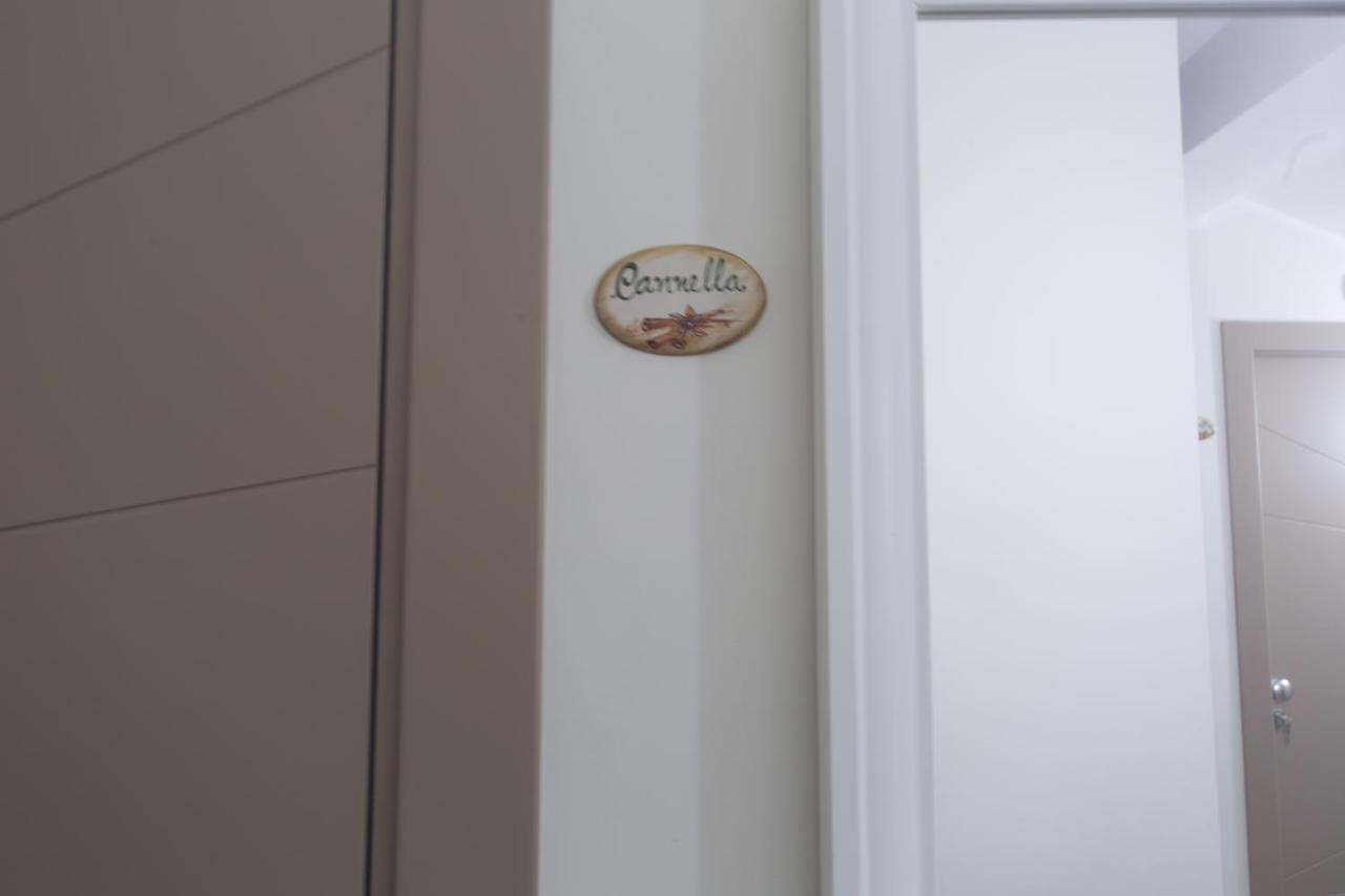 Slow Chic Apartment Beb Policlinico Messina Dış mekan fotoğraf