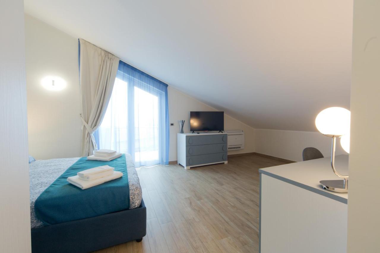Slow Chic Apartment Beb Policlinico Messina Dış mekan fotoğraf